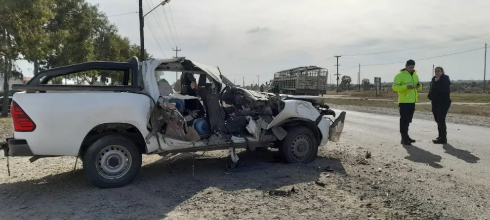 Para las autoridades del Parque Industrial estaba cantado el accidente entre un semiremolque y una camioneta