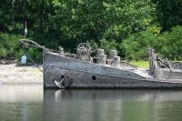 Francia: la histórica sequía reflotó buques de guerra nazis cargados con municiones