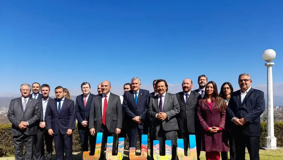 El gobernador Gustavo Sáenz junto a sus pares viajarán a EEUU por inversiones