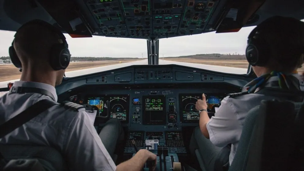 Insólito: pilotos se quedaron dormidos en pleno vuelo