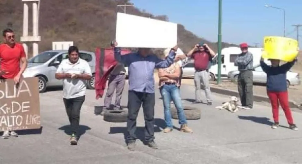 La Pedrera: varios vecinos salieron a manifestarse por la inseguridad