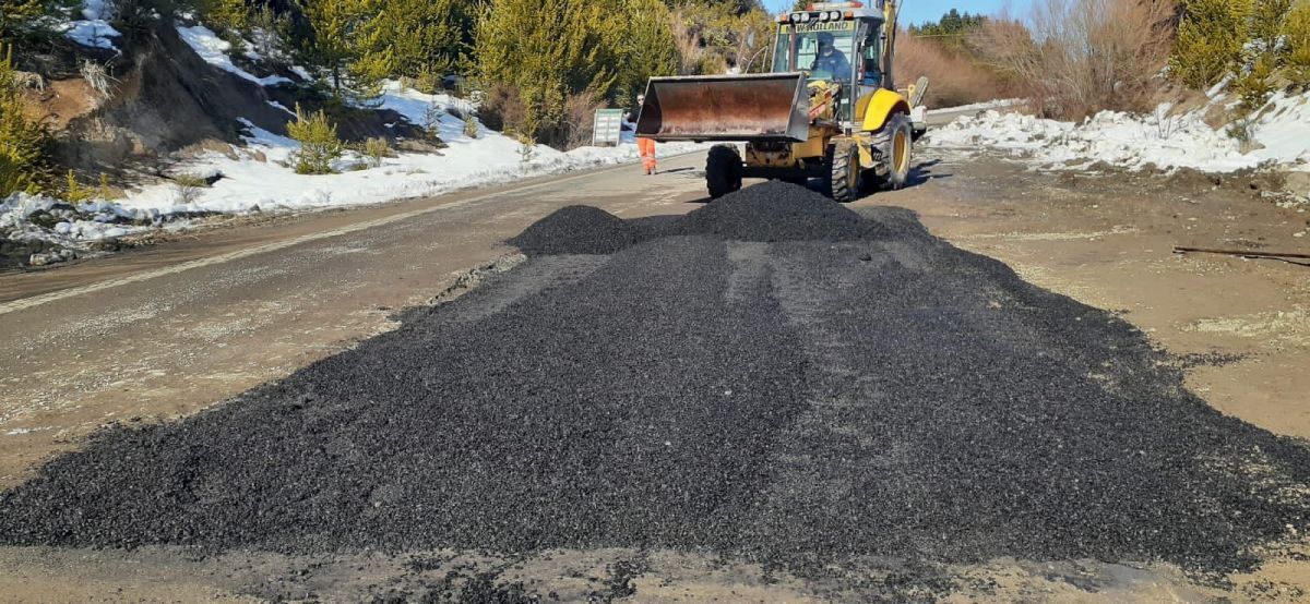 Vialidad Nacional inició reparaciones en la Ruta 40 entre El Bolsón y Bariloche 