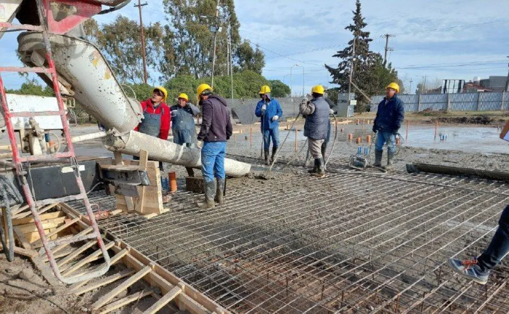 Se llenan las bases de la nueva Terminal de Ómnibus