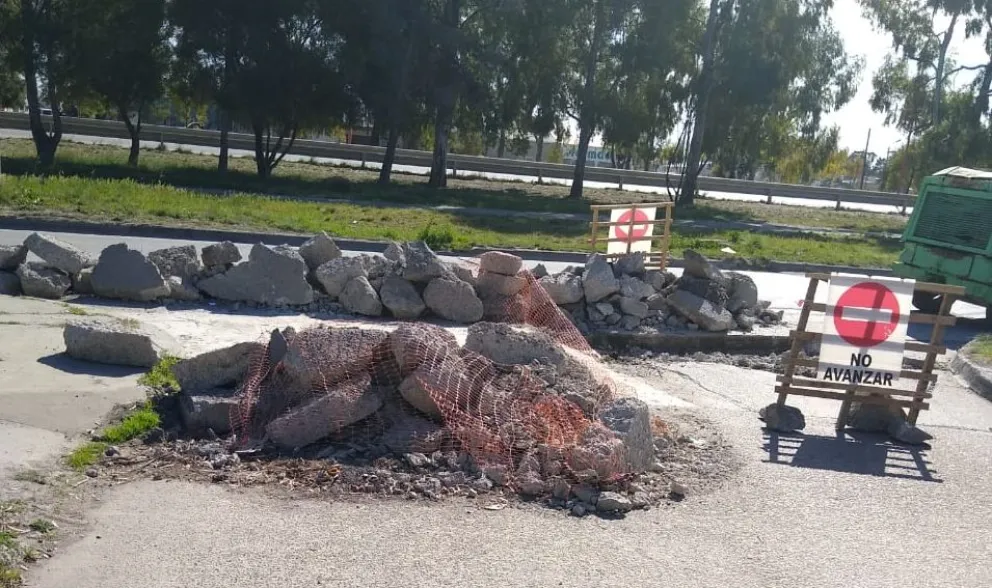Cerraron la calle Italia y los vecinos denuncian una "inoperancia en su máximo esplendor"