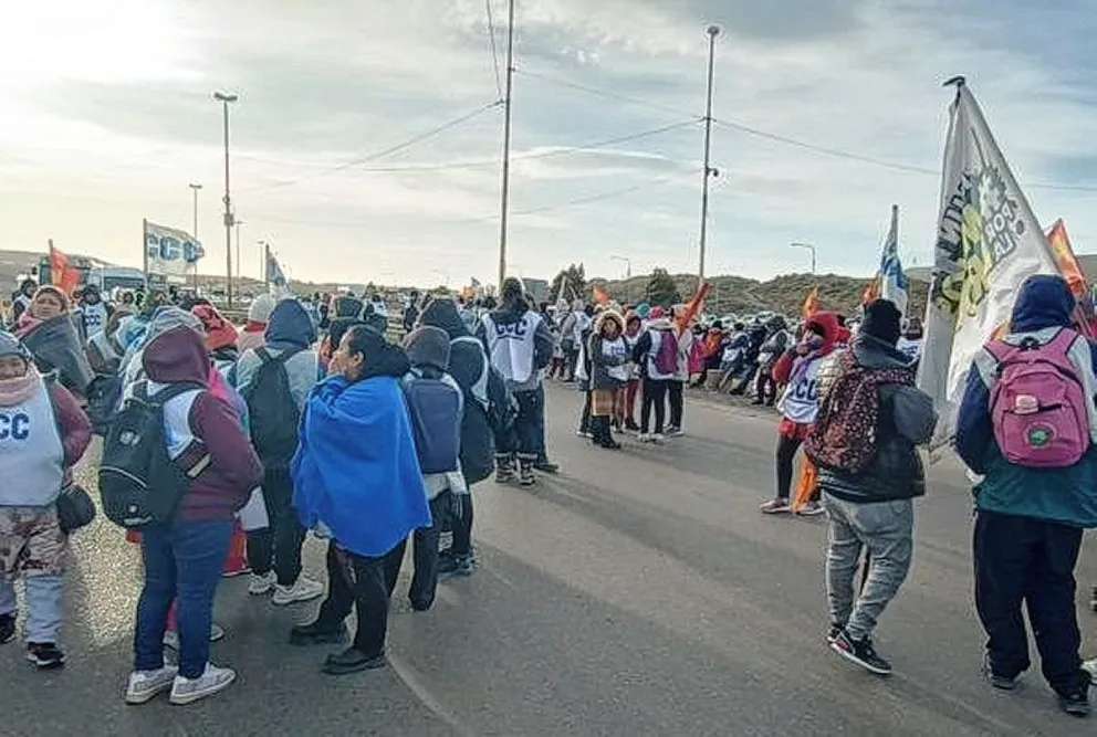 La CCC reclamó salario mínimo de 110 mil pesos, comida y herramientas