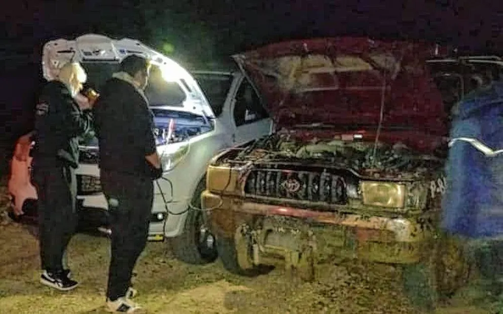 Personal de bomberos logra auxiliar a una familia que se empantanó en la Ría