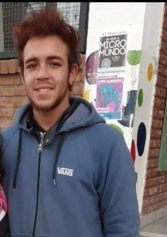 Buscan a un joven de General Roca 
