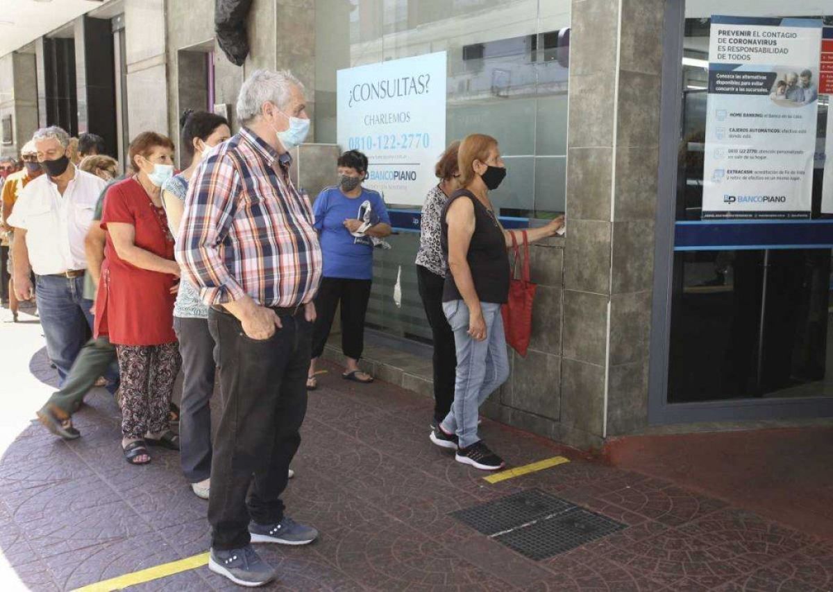 Jubilaciones: fijan las condiciones para pagar un bono extraordinario