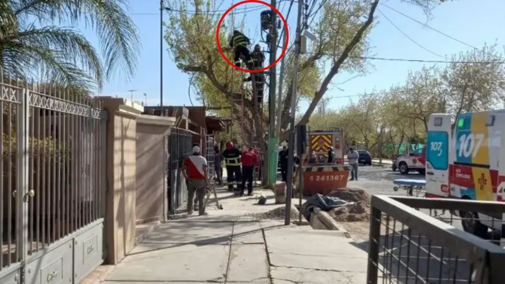 San Juan: un operario sufrió una descarga eléctrica mientras trabajaba y le explotó una mano, está en grave estado