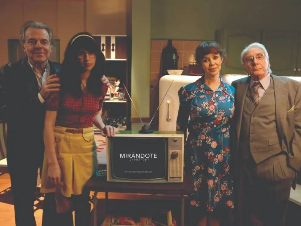 Estrenan “Mirándote, una cita con Alberto Migré”