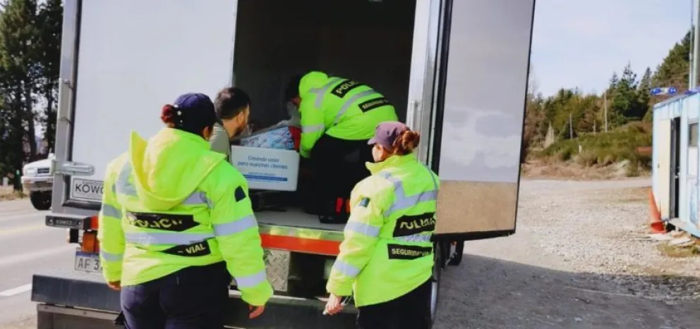 Seguridad Vial secuestró otro cargamento de chocolates transportado irregularmente