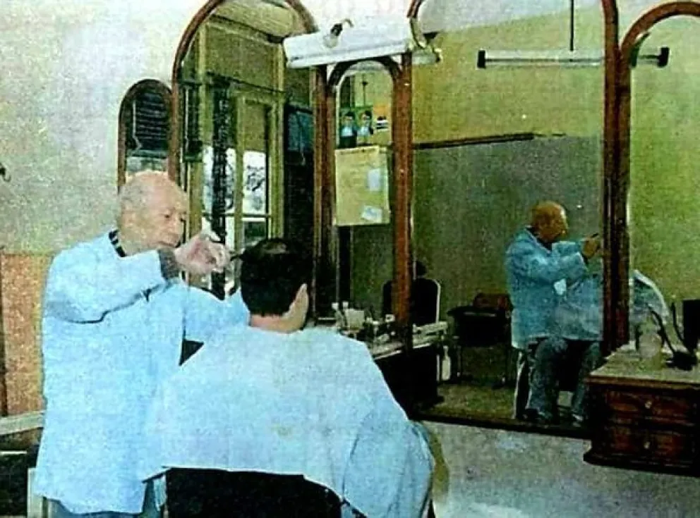 Pesatti recordó la figura de Salvador Gallo por el Día de los peluqueros y peluqueras