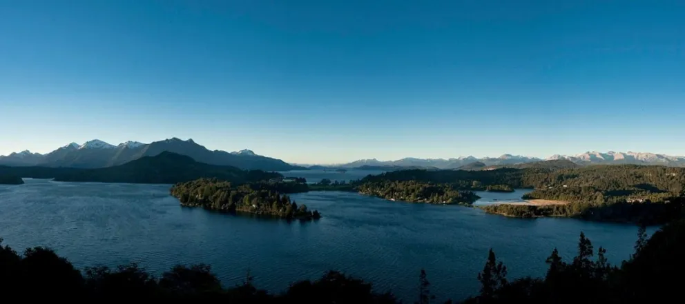 Turistas tucumanos intentaron abonar una estadía de un millón y medio de pesos con tarjetas robadas