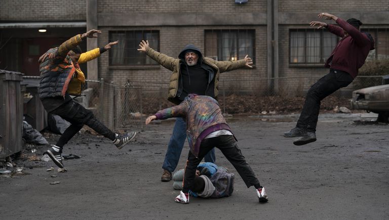 Crítica de “Némesis/Samaritan”, Sylvester Stallone y un superhéroe legendario