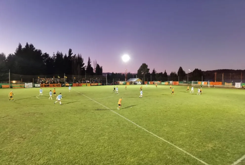 Once años pasaron hasta que se volvió a jugar de noche