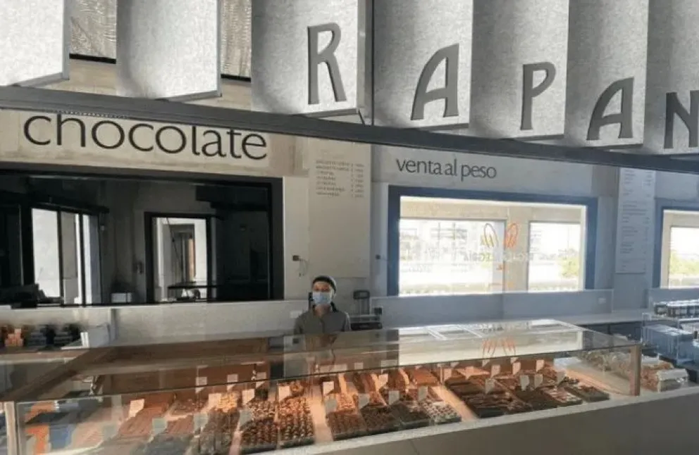 Rapanuí publicó nuevas ofertas laborales en Argentina: requisitos y cómo postularse