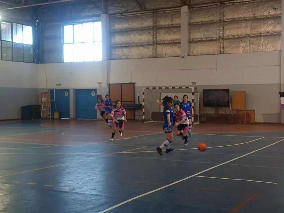 Las campeonas del futsal femenino municipal se conocerán este fin de semana