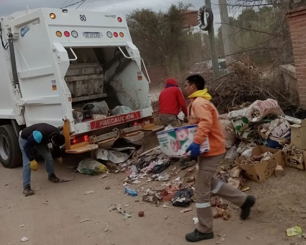 El Municipio limpió el basural de Quintas del Tomero 