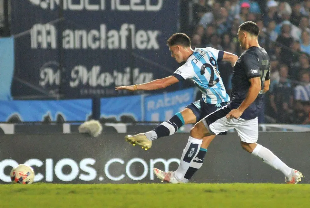 En busca de la regularidad, Racing visita a Talleres para acercarse a la punta