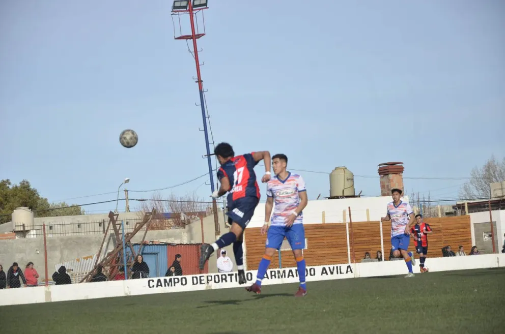 Fútbol Categoría "A":  Victorias de C.A.I. y Jorge Newbery