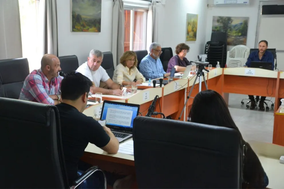 El poggismo y la UCR negó el uso de la Banca del Vecino a la Asociación Amigos de Merlo