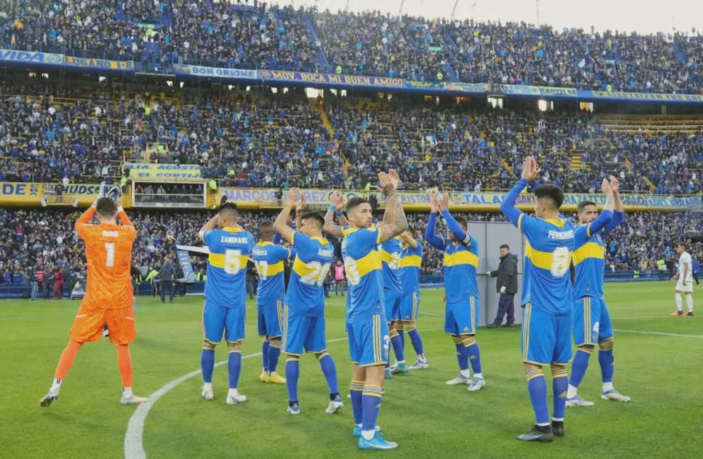 Luca Langoni se vistió de héroe en La Boca