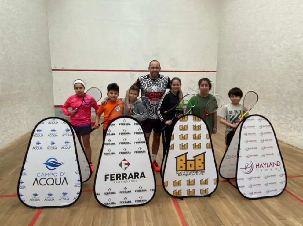 Las chicas y los chicos también fueron grandes protagonistas de la fecha de la Liga. Fotos: gentileza.