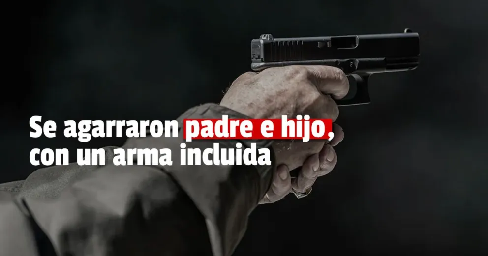 Un hombre forcejeó con su propio padre con un arma de fuego