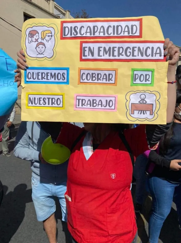 La batalla continúa: profesionales vuelven a marchar este martes