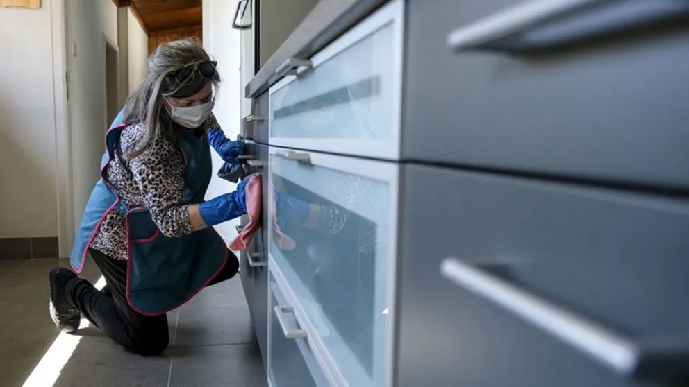 Nuevas escalas: cómo quedan los aumentos para personal doméstico a partir de agosto
