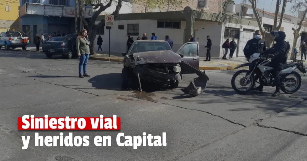 Siniestro Vial: tres vehículos chocaron en Capital y algunas personas resultaron heridas 