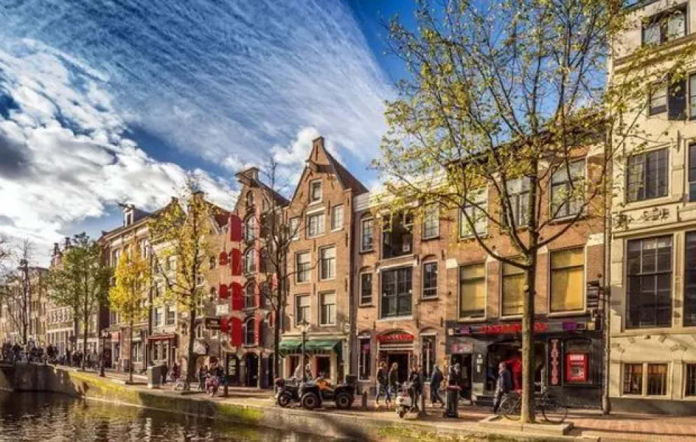 Oportunidad para emigrar a Holanda: cuáles son los trabajos más solicitados, sueldos y requisitos para entrar al país