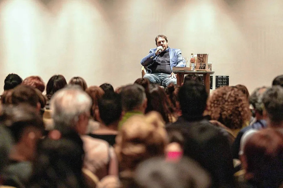 La 9° edición de la Feria del Libro continúa con más de 15 horas de actividades diarias