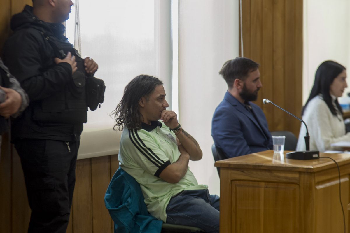 Comenzó el juicio contra el acusado de usurpar terrenos al pie del cerro Otto