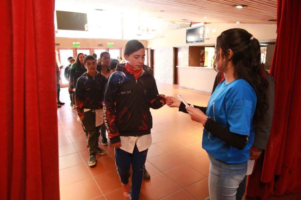 Convocan a voluntarios para ser parte del FAB10