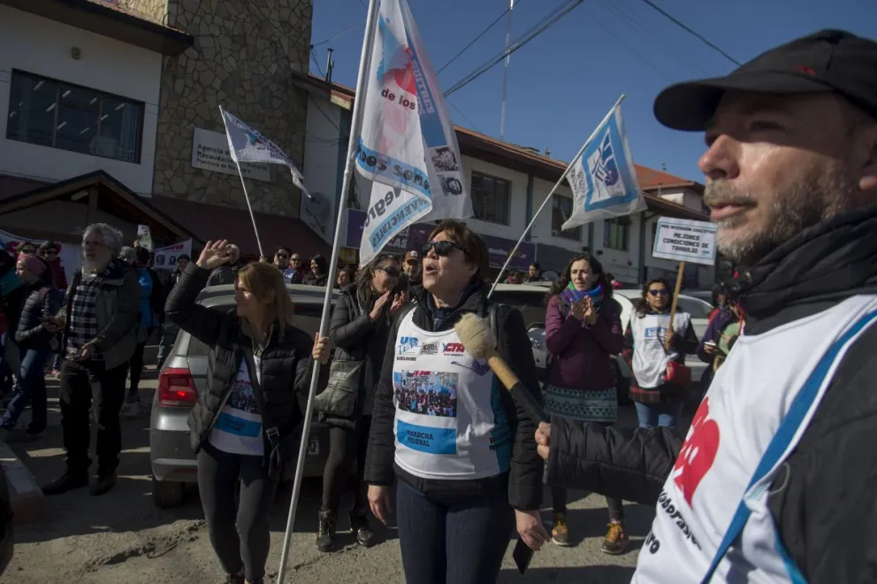 UnTER rechaza la propuesta del Gobierno y propone un paro de 72 horas para el inicio del ciclo lectivo