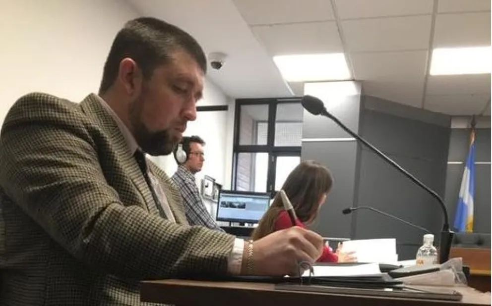 El carnicero acusado de homicidio de un joven en San Javier pasó a prisión domiciliaria
