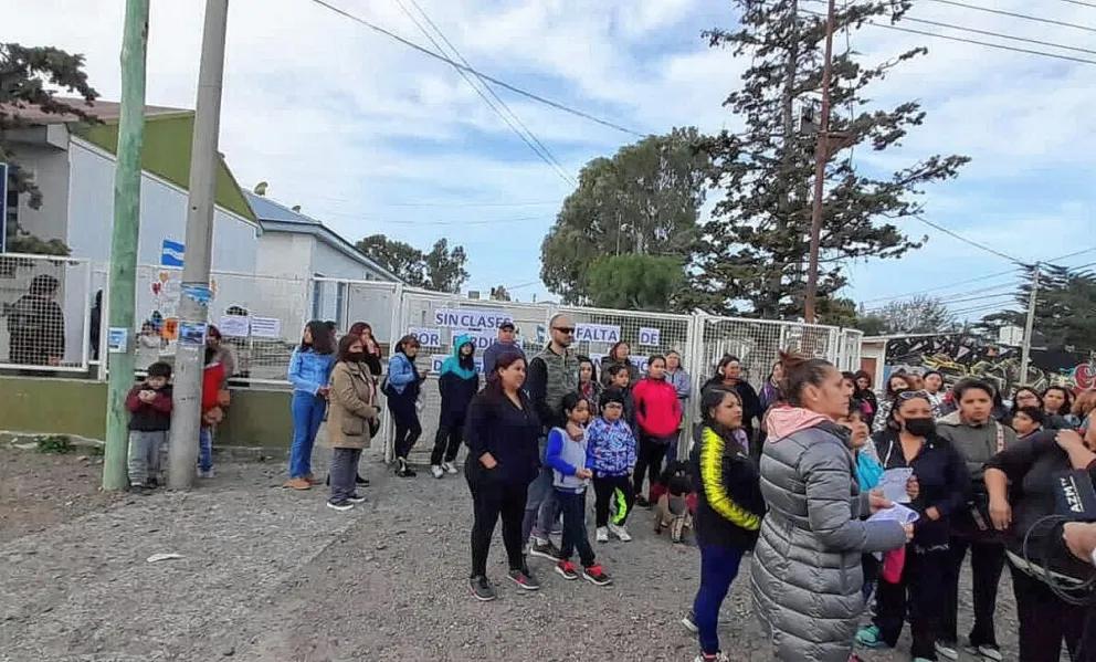 En la Escuela 126 viven una situación “insostenible” por corte del gas y otras falencias en el edificio
