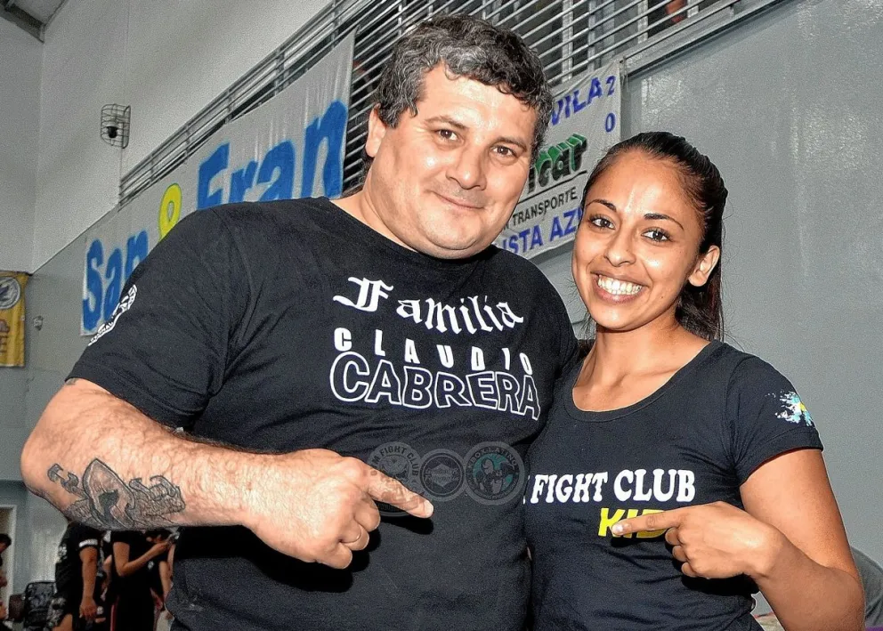 Cinthia Güichapani va por su debut profesional en kick boxing