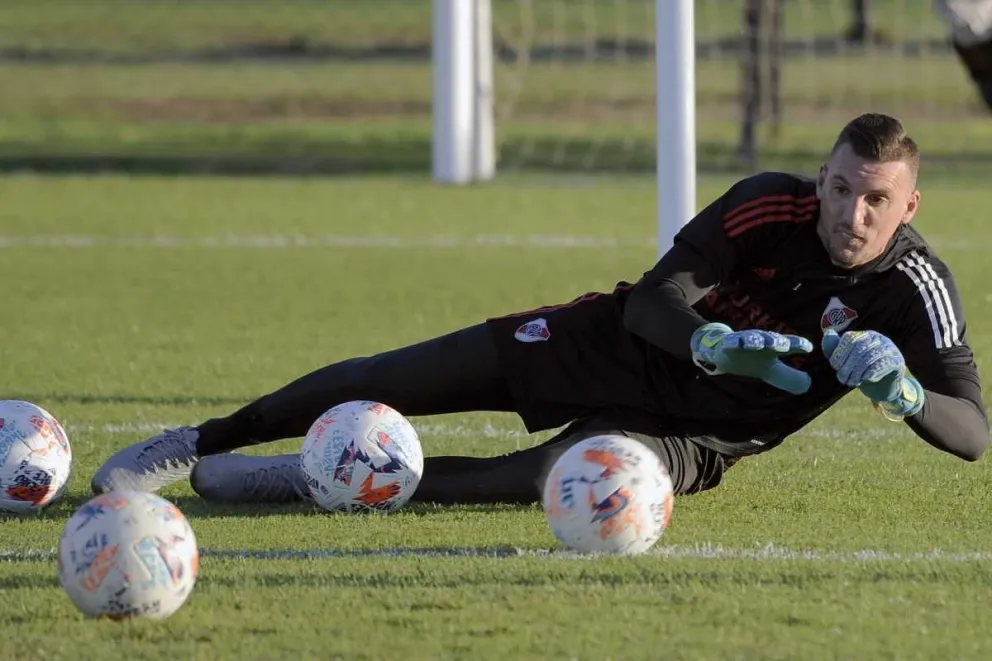 Alerta en River: ¿Armani se pierde el Superclásico?