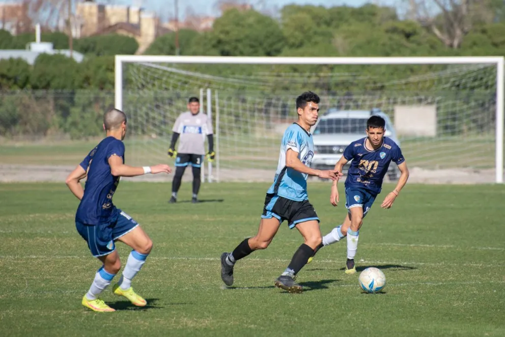 Liga Rionegrina: Newbery se lo empató en el final al líder Sol de Mayo con dos jugadores menos