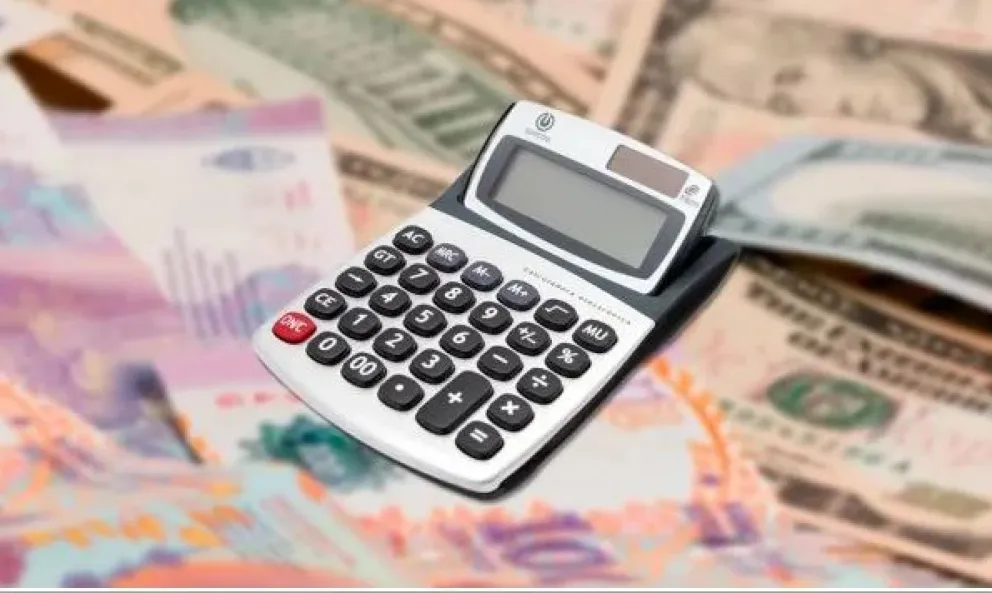 Cuándo arranca la devolución de Ganancias por la compra de dólar ahorro