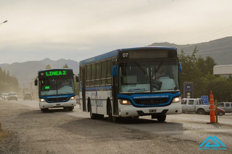 Frecuencias y horarios del colectivo para este martes feriado