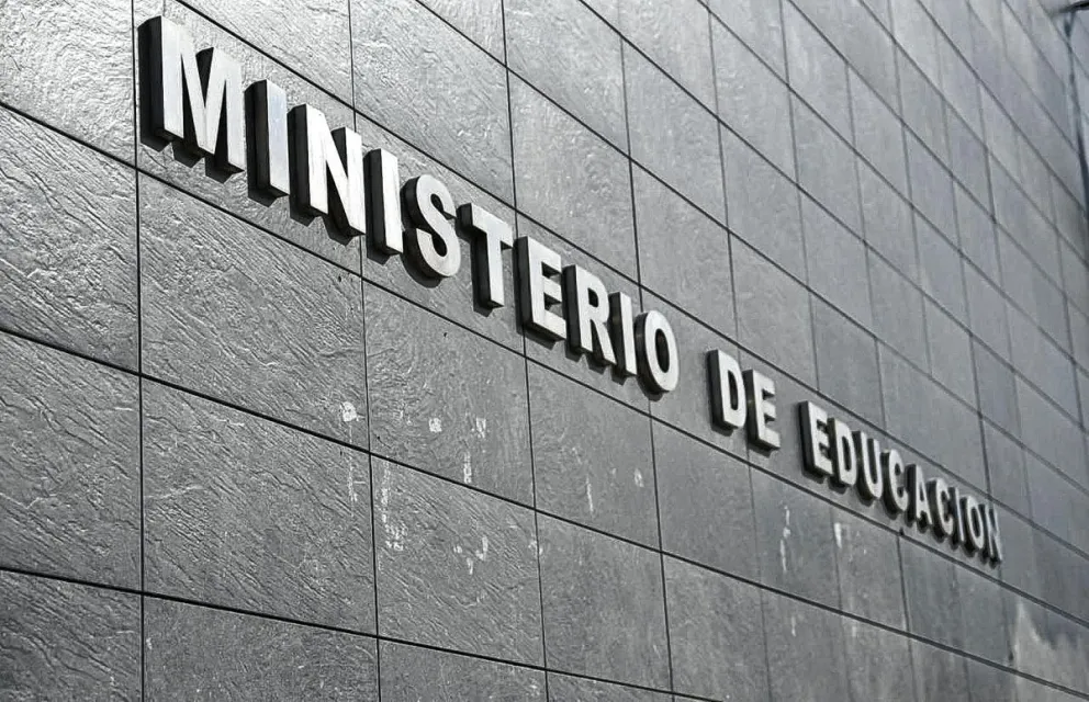 El Ministerio de Educación continuará cerrado por arreglos tras una fuga de gas