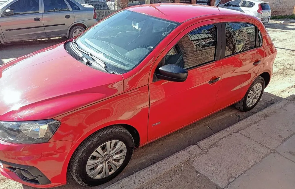 Le robaron el automóvil a una mujer del lavadero al que lo llevó para que lo limpiaran