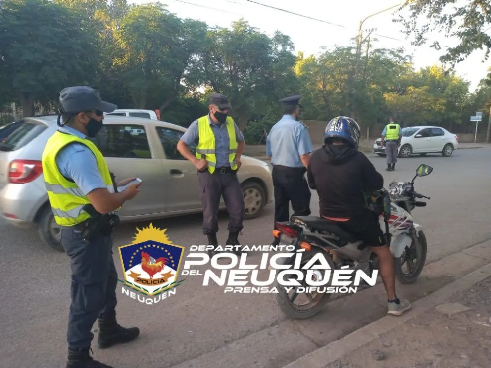 Un intento de robo en la madrugada terminó con una balacera y tres adolescentes detenidos