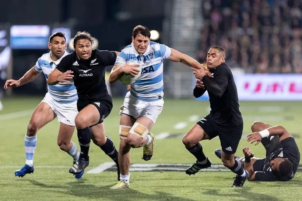 Como en los viejos tiempos, los All Blacks le dieron una paliza a Los Pumas