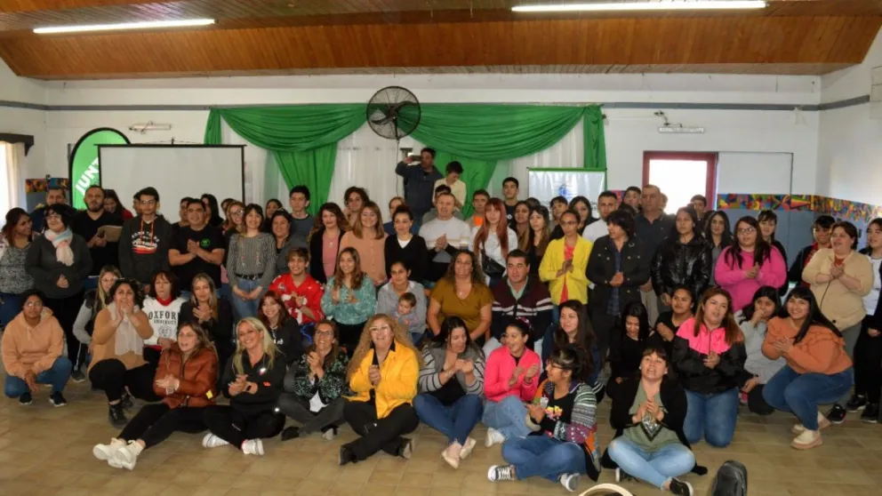 Juntos Somos Río Negro apuesta a la formación política de jóvenes dirigentes