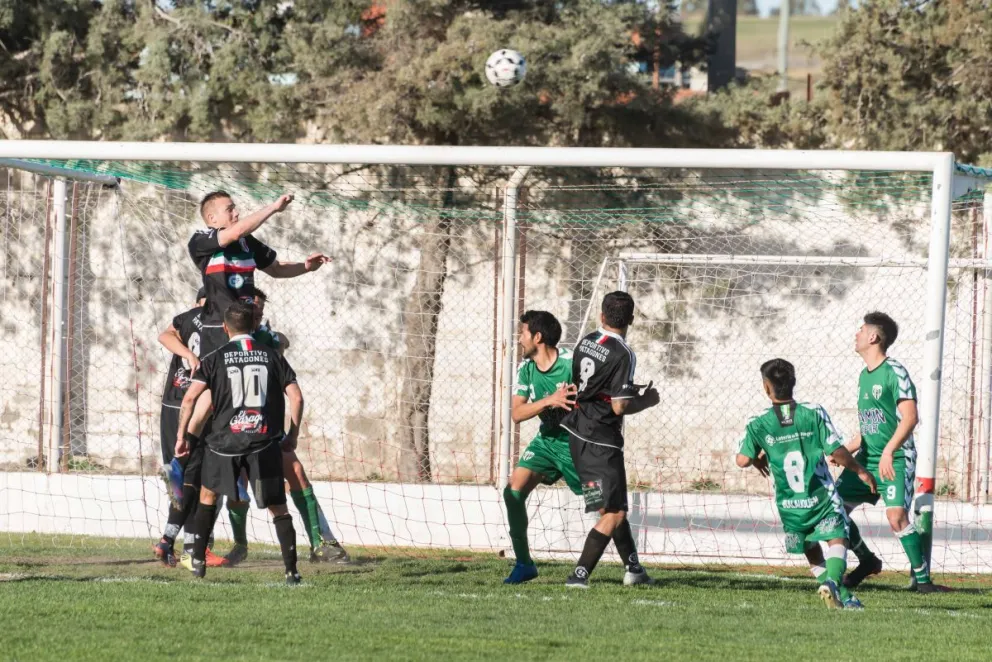 Tarde de partidazos en la Liga Rionegrina