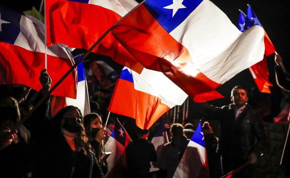 Plebiscito en Chile: ganó el voto en rechazo a la nueva Constitución